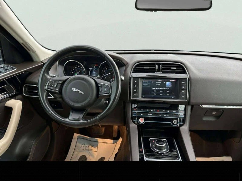 2017 Jaguar F-Pace - Image 17 of 20