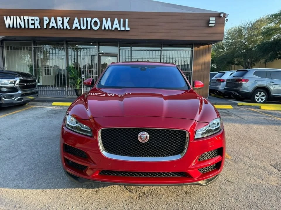2017 Jaguar F-Pace - Image 2 of 17