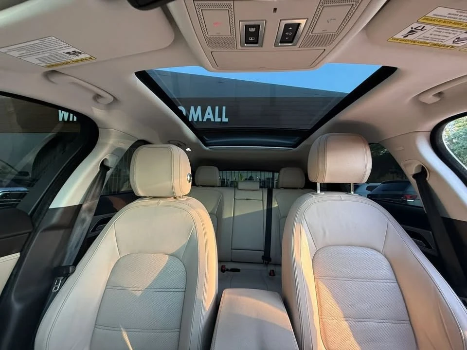 2017 Jaguar F-Pace - Image 14 of 17