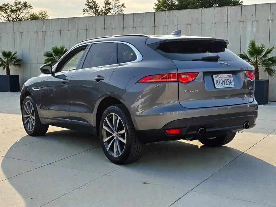 2017 Jaguar F-Pace - Image 5 of 19