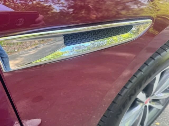 2017 Jaguar F-Pace - Image 13 of 20