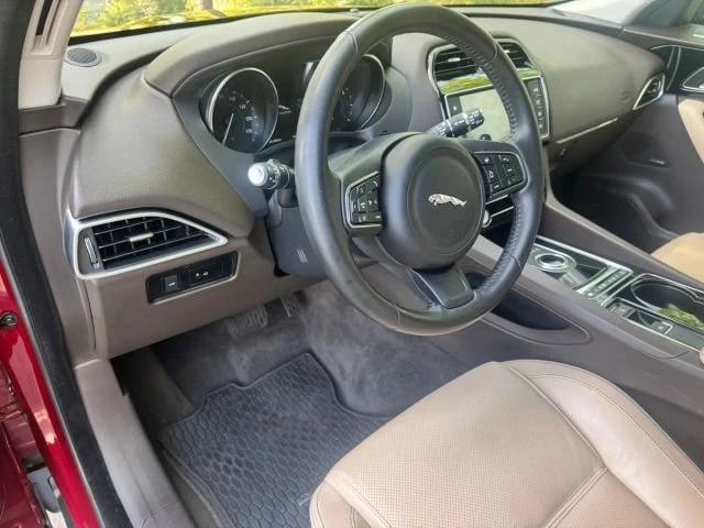 2017 Jaguar F-Pace - Image 16 of 20