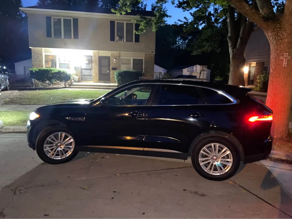 2017 Jaguar F-Pace - Image 4 of 13