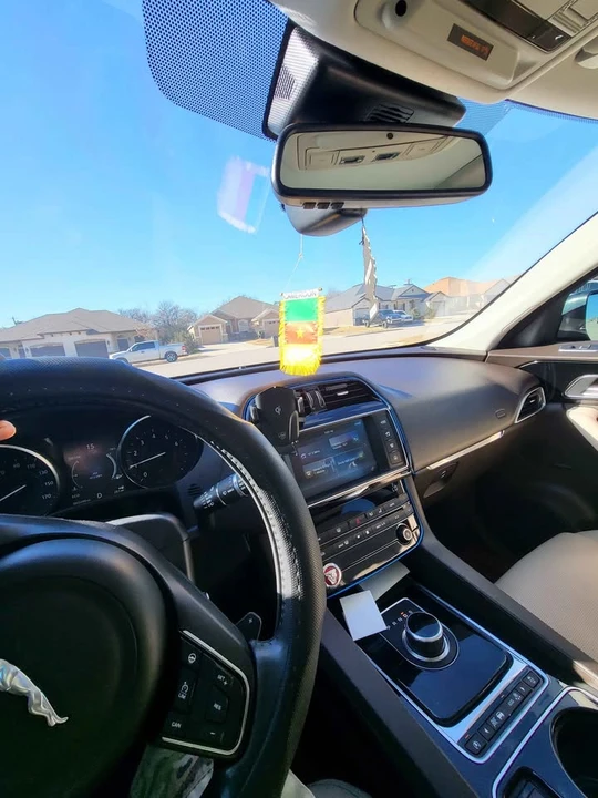 2017 Jaguar F-Pace - Image 7 of 15