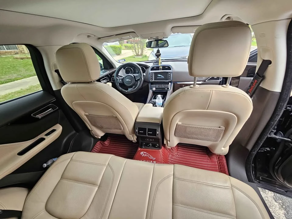 2017 Jaguar F-Pace - Image 10 of 15