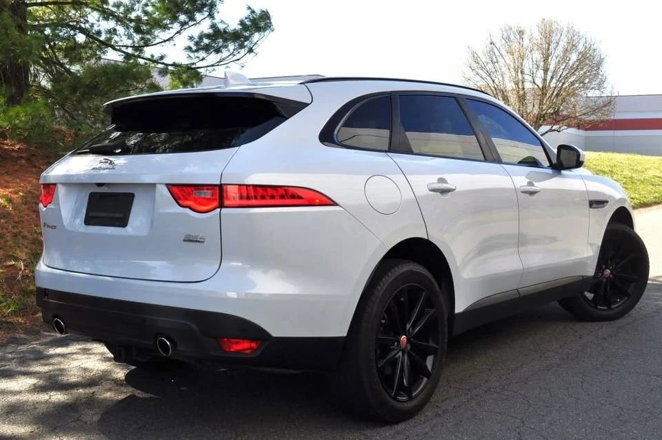 2017 Jaguar F-Pace - Image 12 of 15