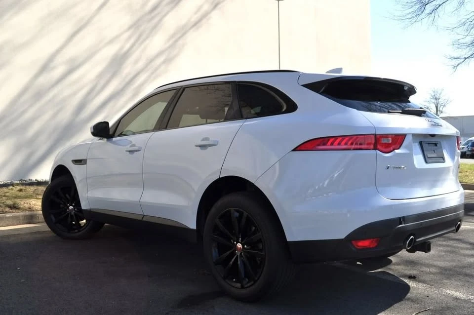 2017 Jaguar F-Pace - Image 14 of 15