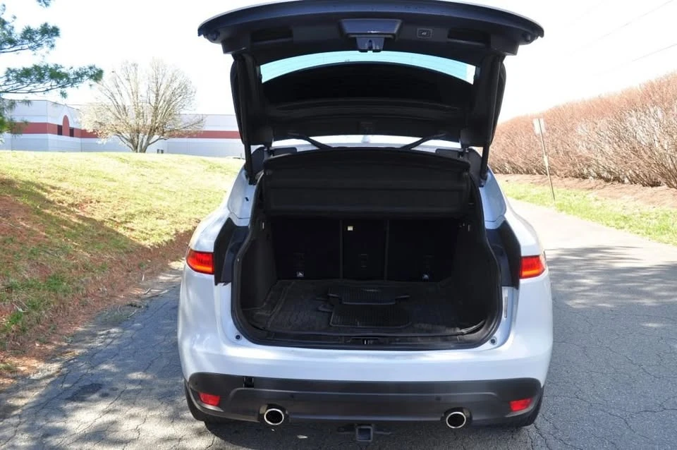 2017 Jaguar F-Pace - Image 15 of 15