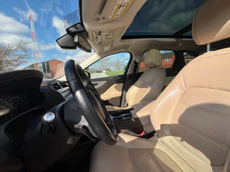 2017 Jaguar F-Pace - Image 20 of 20