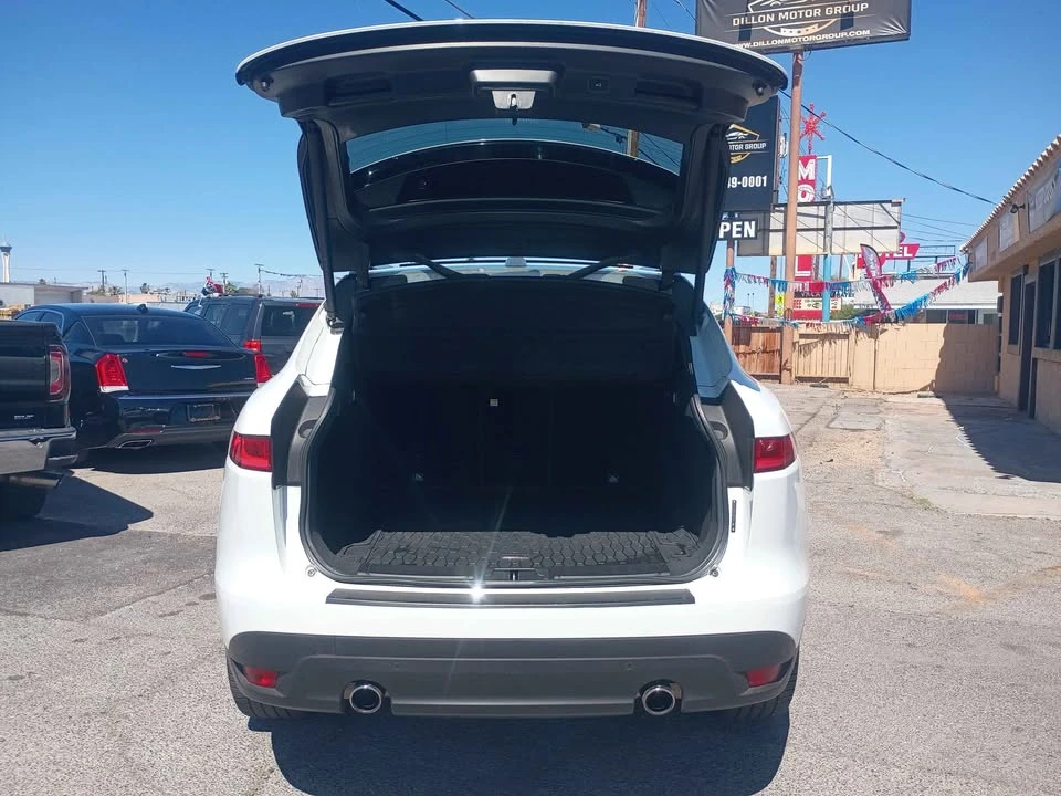 2017 Jaguar F-Pace - Image 12 of 13