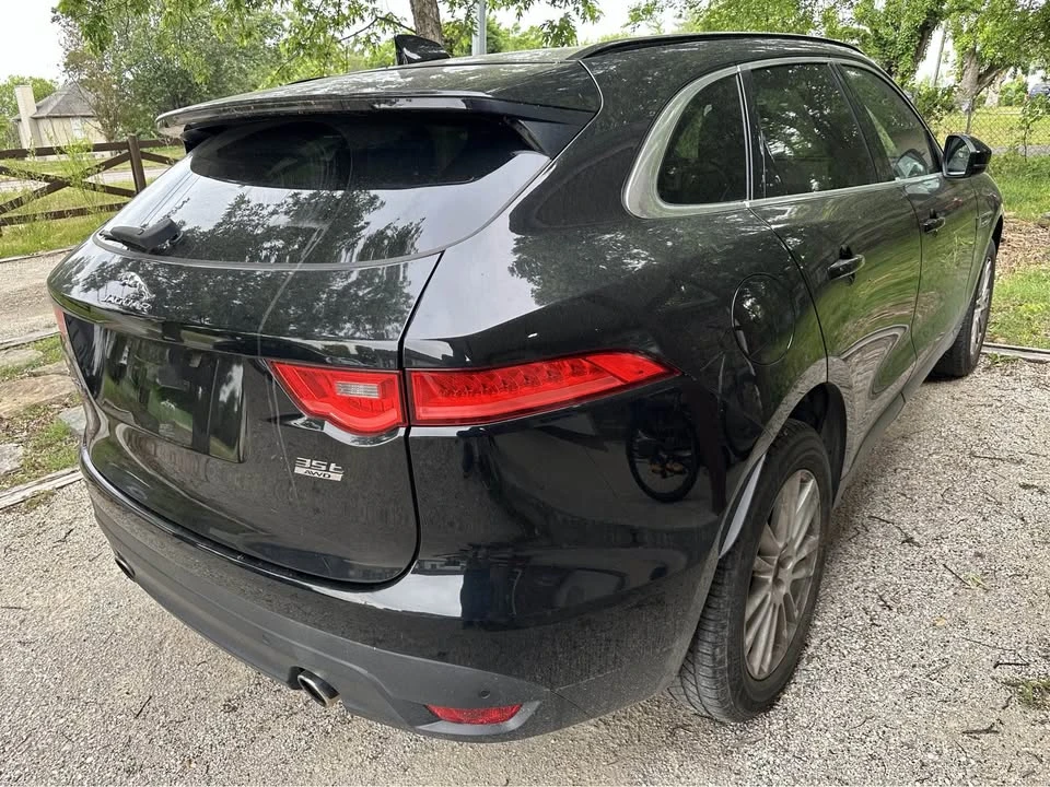 2017 Jaguar F-Pace - Image 4 of 9