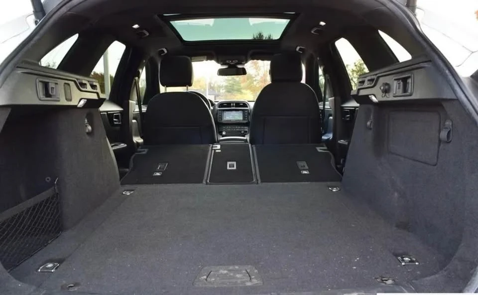 2017 Jaguar F-Pace - Image 16 of 18