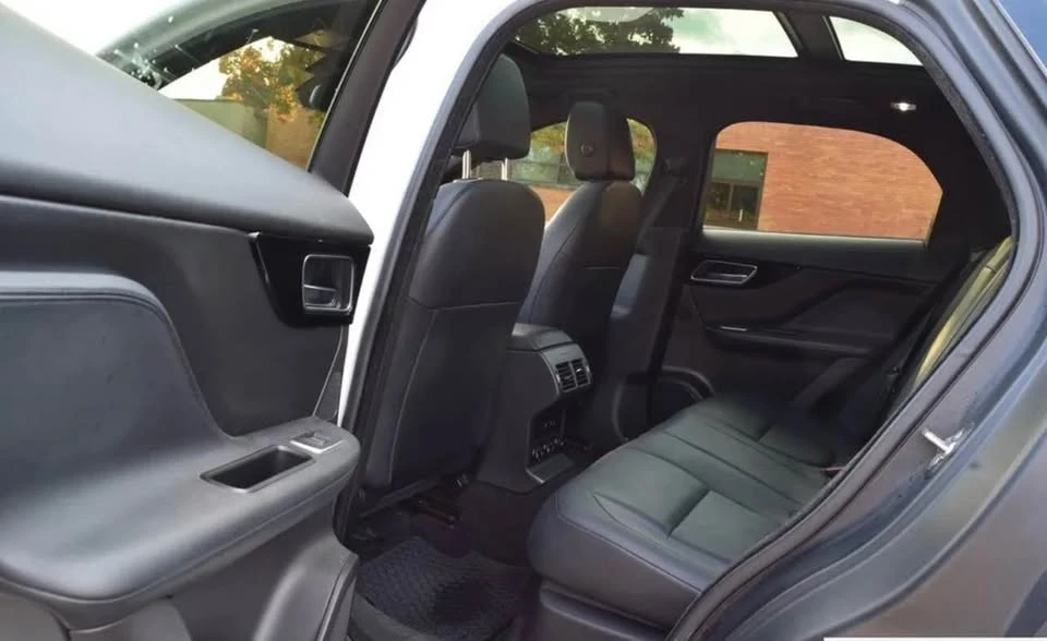 2017 Jaguar F-Pace - Image 15 of 18