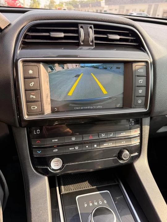2017 Jaguar F-Pace - Image 13 of 20