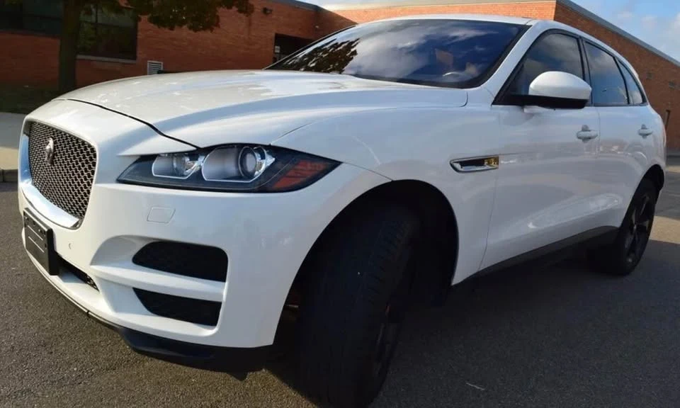 2017 Jaguar F-Pace - Image 9 of 19