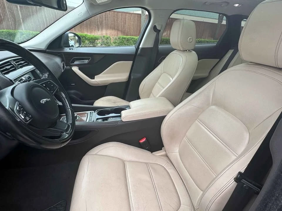2017 Jaguar F-Pace - Image 10 of 12