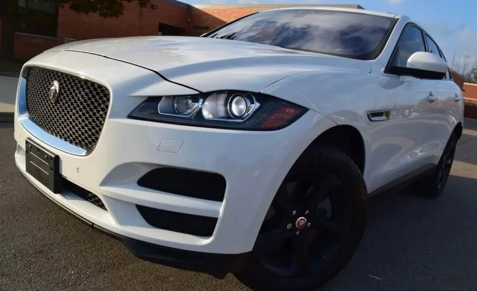 2017 Jaguar F-Pace - Image 18 of 19