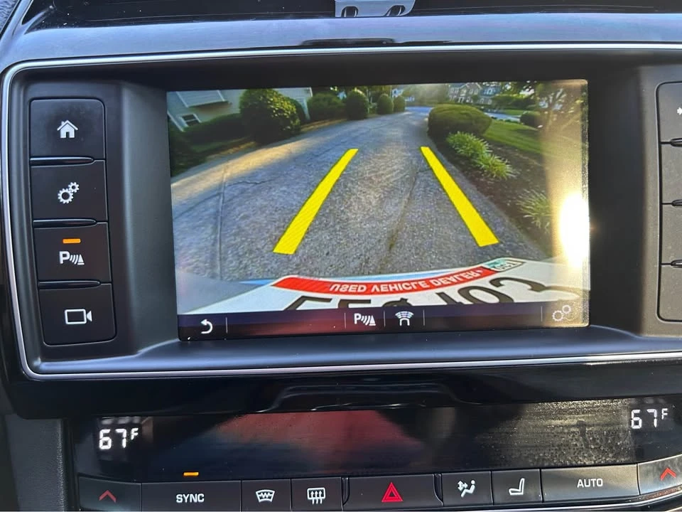 2017 Jaguar F-Pace - Image 15 of 16
