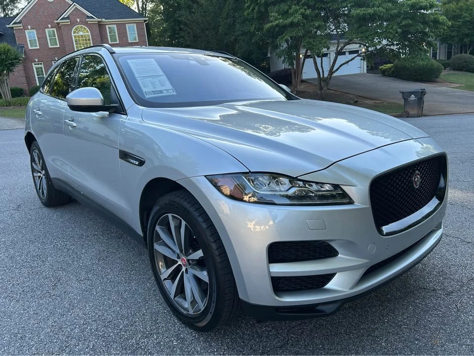2017 Jaguar F-Pace - Image 14 of 16