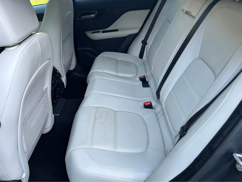 2017 Jaguar F-Pace - Image 8 of 16