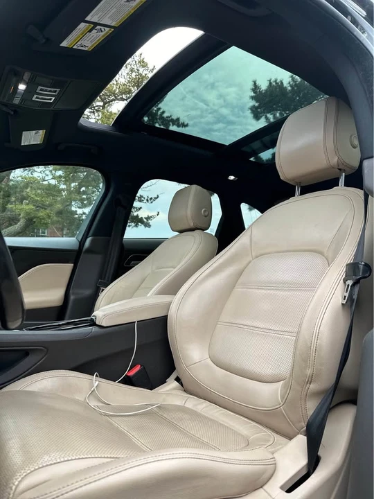 2017 Jaguar F-Pace - Image 10 of 20
