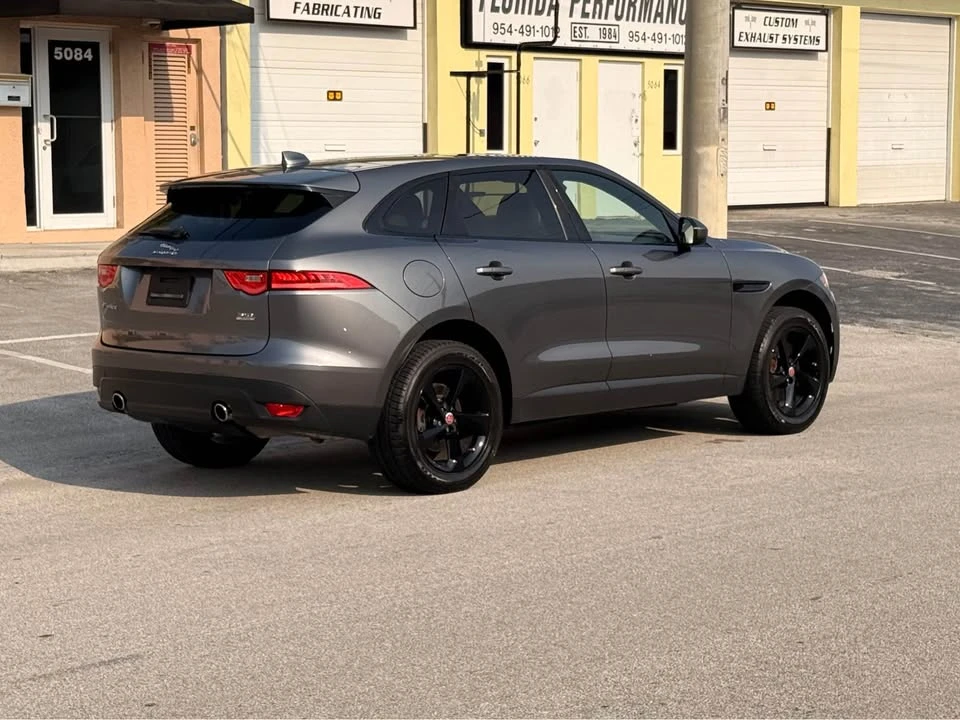 2017 Jaguar F-Pace - Image 7 of 20