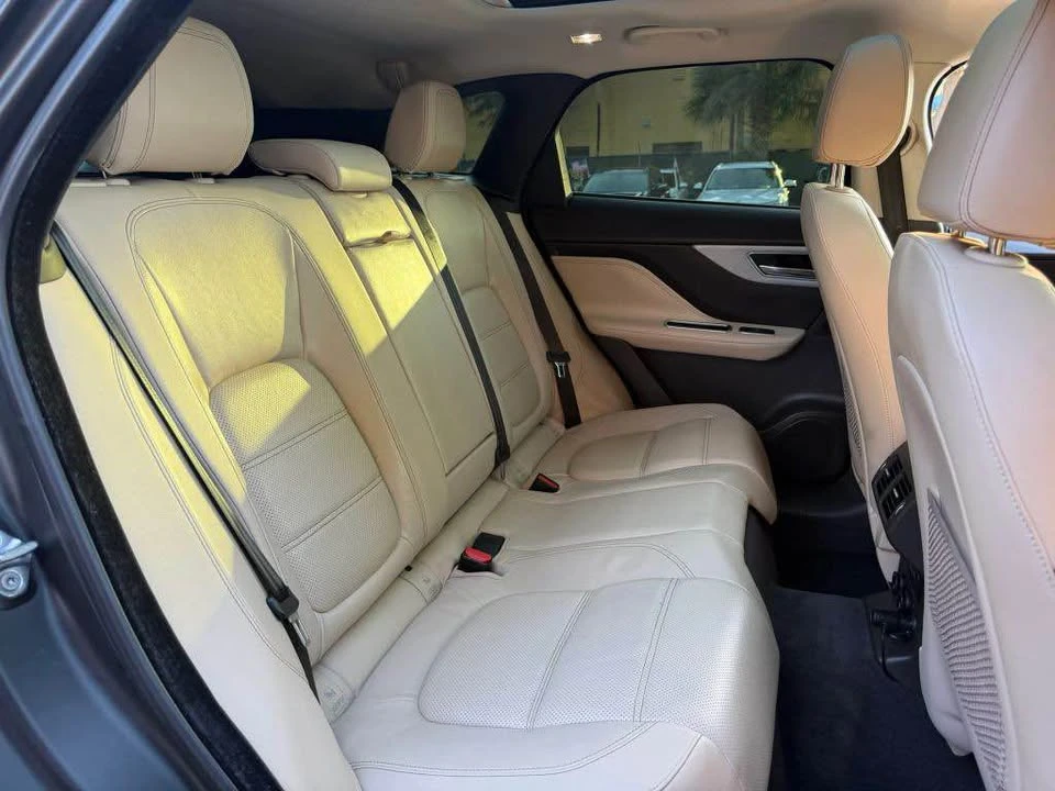 2017 Jaguar F-Pace - Image 8 of 8