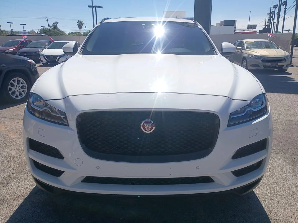 2017 Jaguar F-Pace - Image 3 of 14