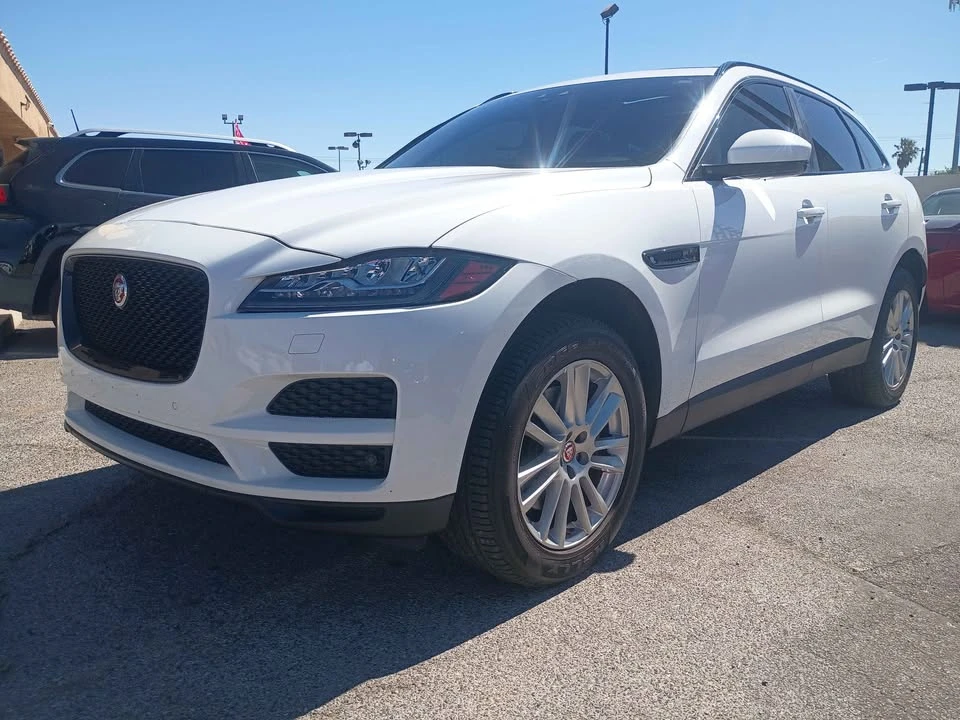 2017 Jaguar F-Pace - Image 4 of 14