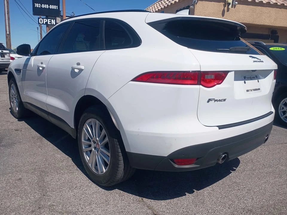 2017 Jaguar F-Pace - Image 8 of 14