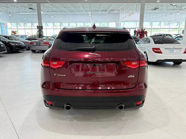 2017 Jaguar F-Pace - Image 4 of 7
