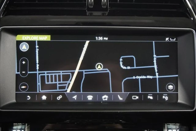 2017 Jaguar F-Pace - Image 17 of 19