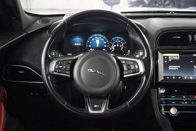 2017 Jaguar F-Pace - Image 13 of 19