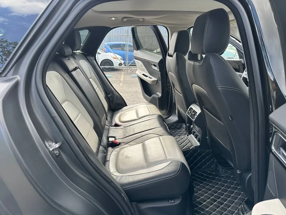 2017 Jaguar F-Pace - Image 12 of 20