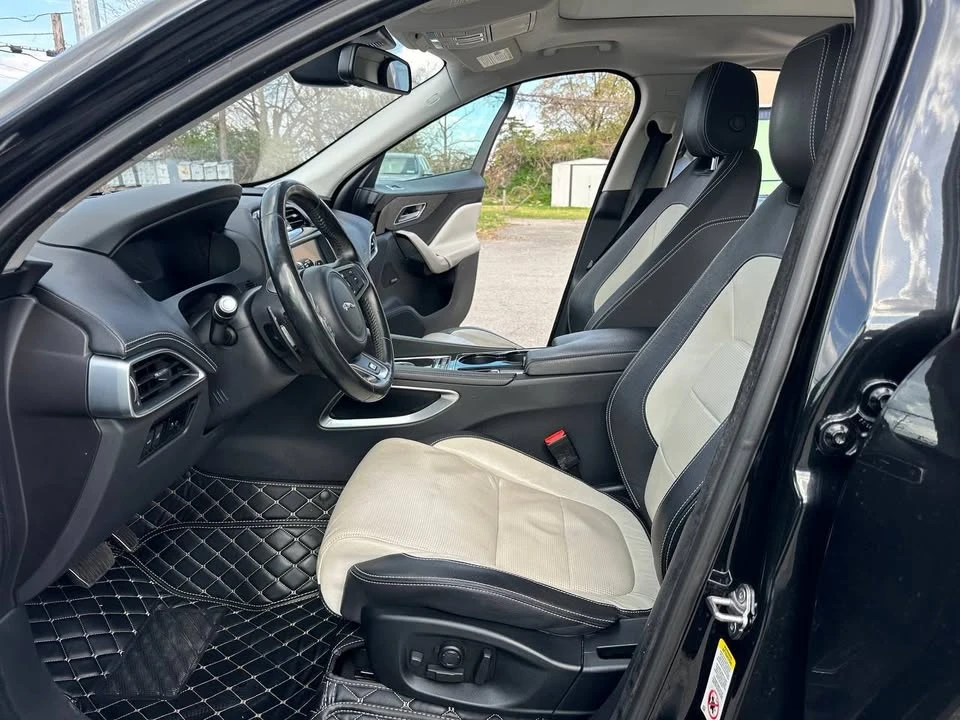 2017 Jaguar F-Pace - Image 9 of 20