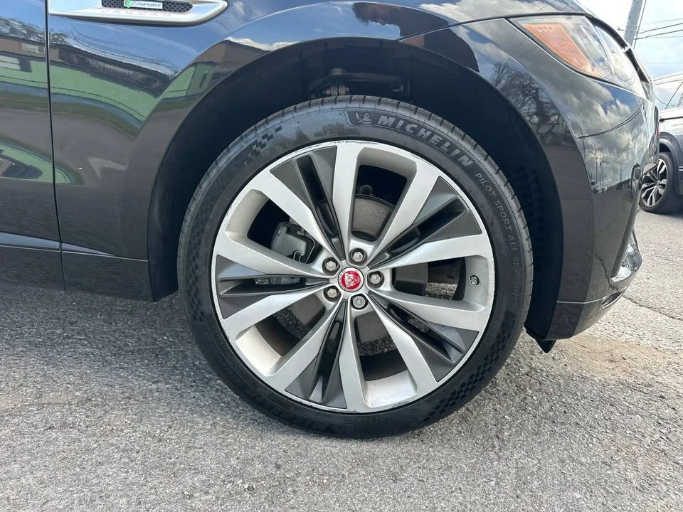 2017 Jaguar F-Pace - Image 15 of 20