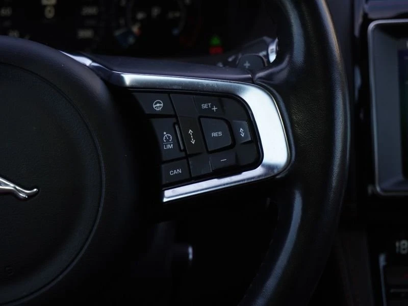 2017 Jaguar F-Pace - Image 12 of 20