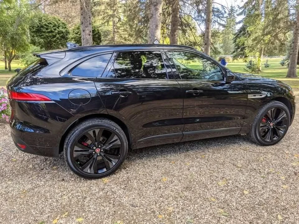 2017 Jaguar F-Pace - Image 9 of 9