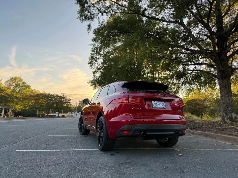 2017 Jaguar F-Pace - Image 8 of 17