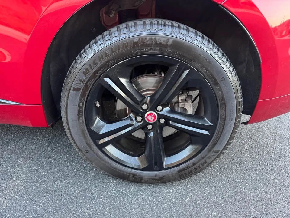 2017 Jaguar F-Pace - Image 13 of 13