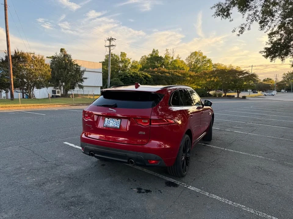 2017 Jaguar F-Pace - Image 6 of 17
