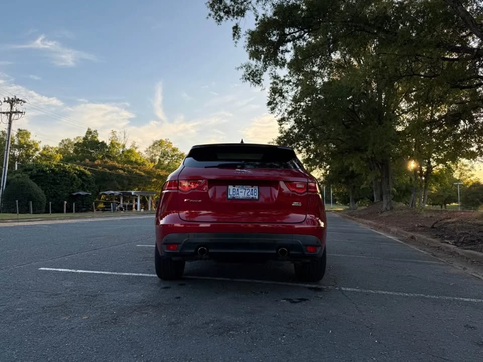 2017 Jaguar F-Pace - Image 7 of 17