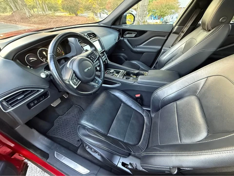 2017 Jaguar F-Pace - Image 14 of 17