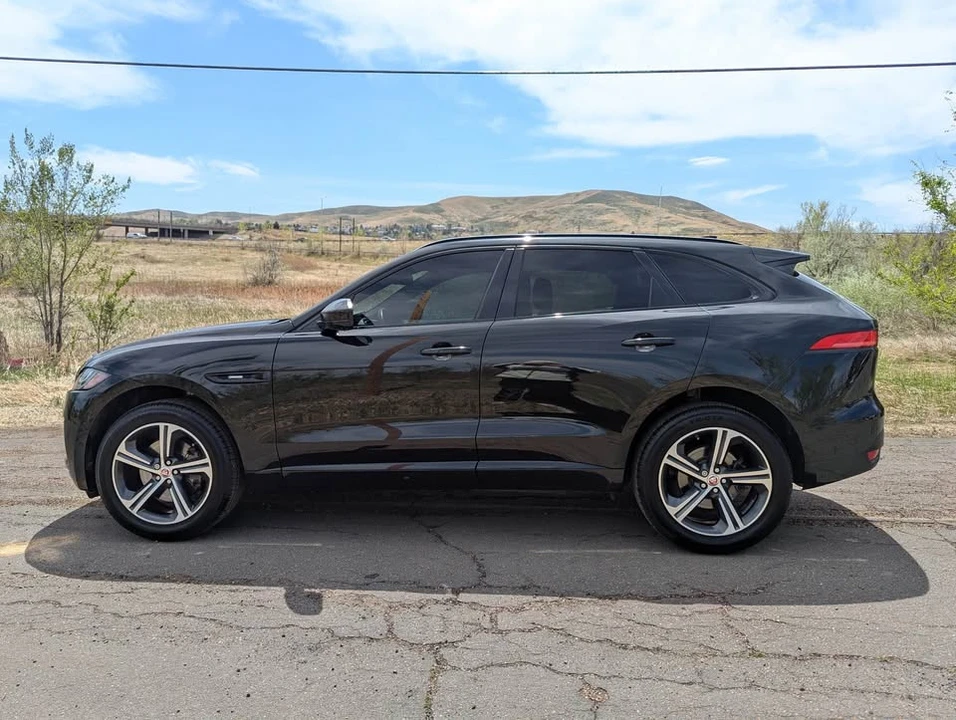 2017 Jaguar F-Pace - Image 8 of 19