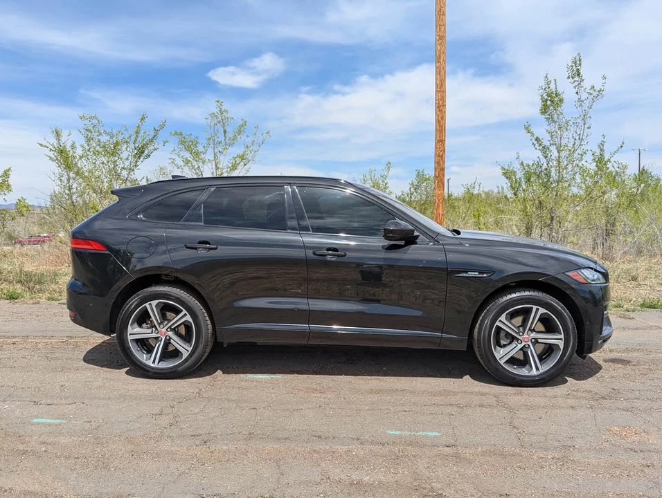 2017 Jaguar F-Pace - Image 4 of 19