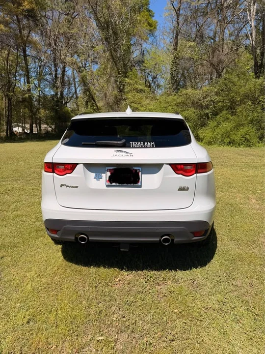 2017 Jaguar F-Pace - Image 9 of 12