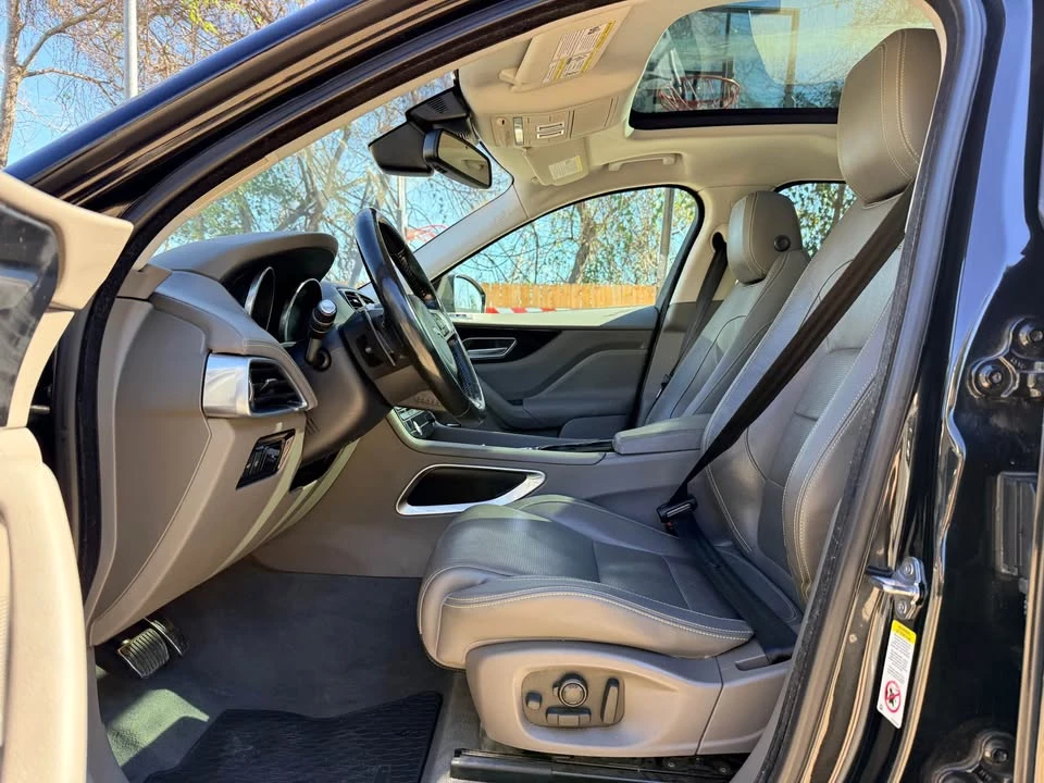 2017 Jaguar F-Pace - Image 5 of 20