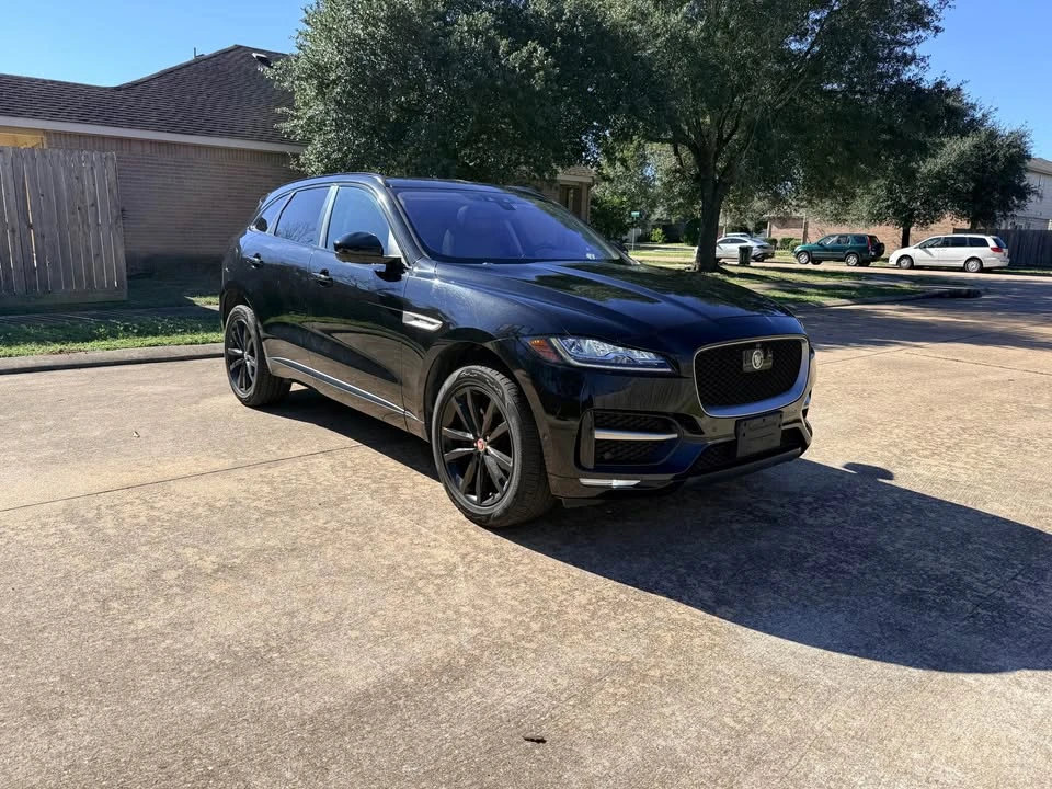 2017 Jaguar F-Pace - Image 2 of 20