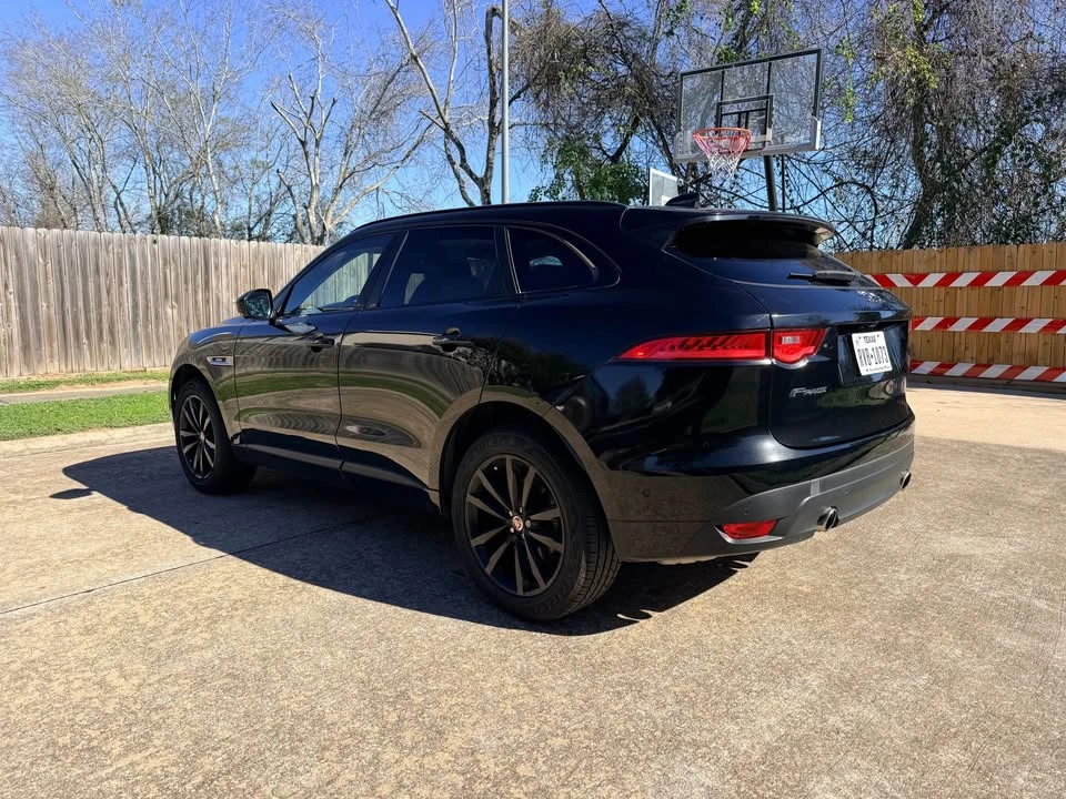 2017 Jaguar F-Pace - Image 3 of 20