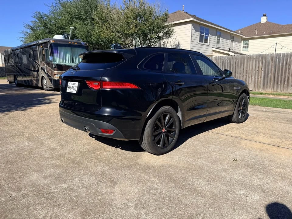 2017 Jaguar F-Pace - Image 4 of 20